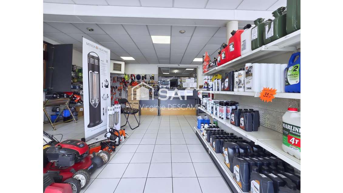 Local commercial 500m² emplacement N°1 Nonancourt