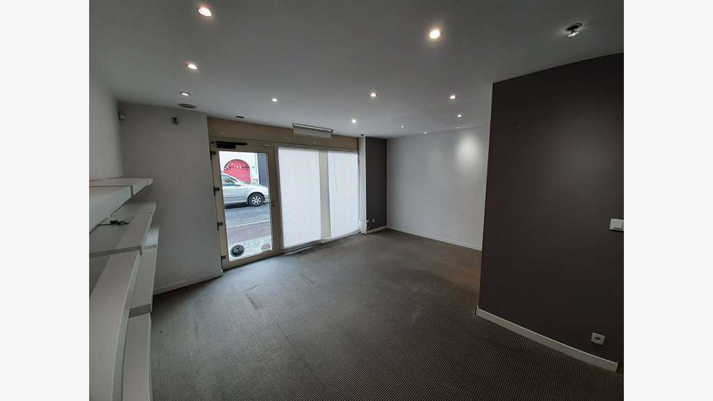 Vente local commercial 120m² Nort Sur Erdre centre