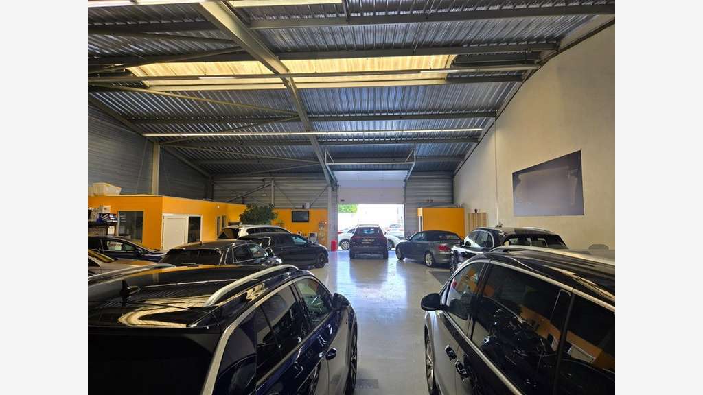 Superbe local 330m² à vendre secteur Tours Nord