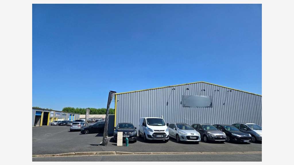 Superbe local 330m² à vendre secteur Tours Nord