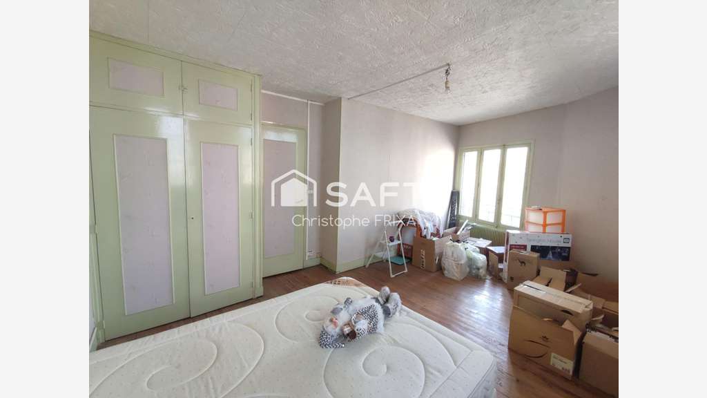 Vente immeuble à usage commercial 160m² à Oissel