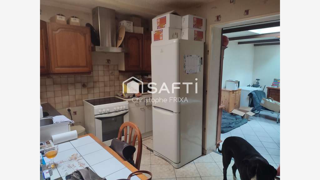Vente immeuble à usage commercial 160m² à Oissel