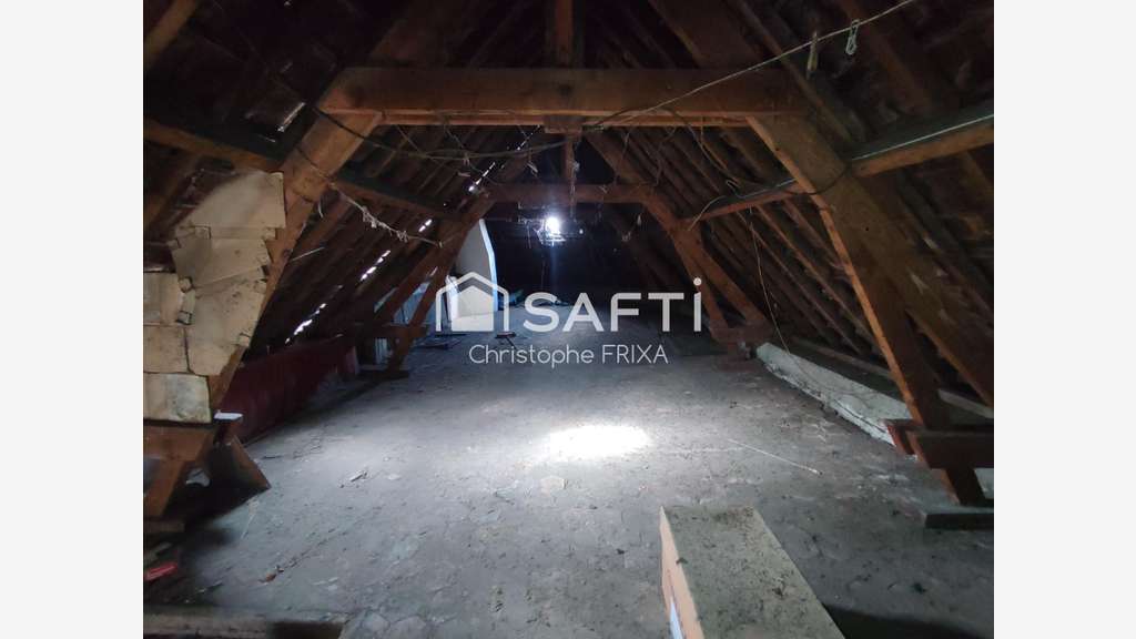 Vente immeuble à usage commercial 160m² à Oissel