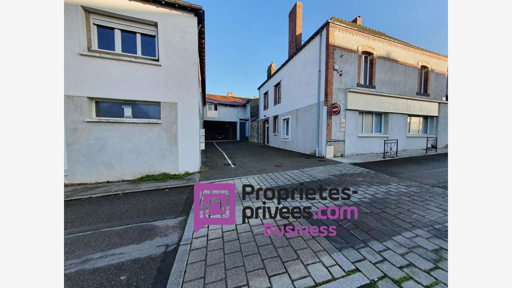 Vente immeuble 210m² rendement locatif à Combrée