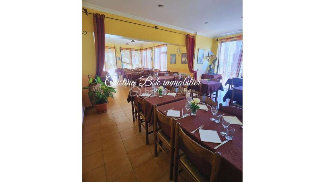 A vendre murs commerciaux de 270m² loués à Oraison