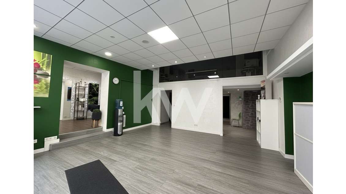 Vente local commercial de 128m² empl N°1 à Orléans