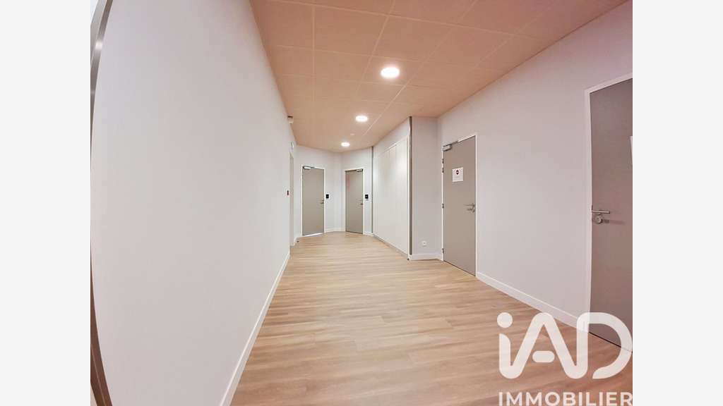 Vente plateau de bureau neuf 270m² à Pacé