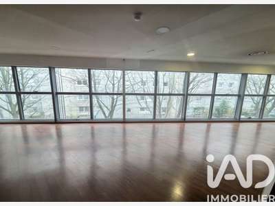 Vente bureaux de 356m² au 1er étage à Pantin