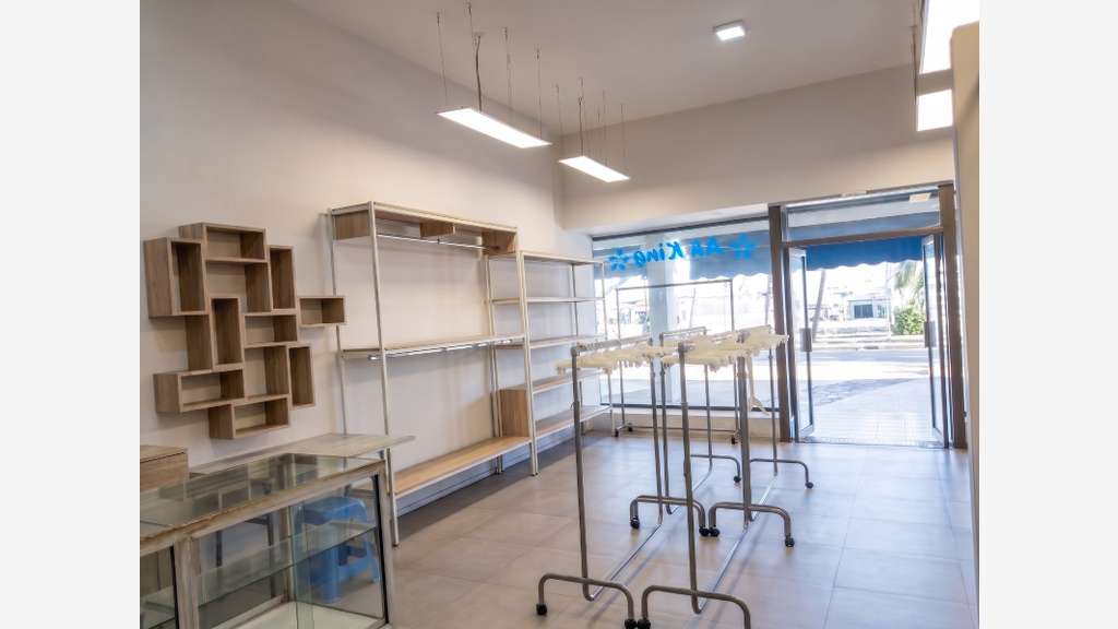 Local commercial - EMPLACEMENT N°1 – FRONT DE MER