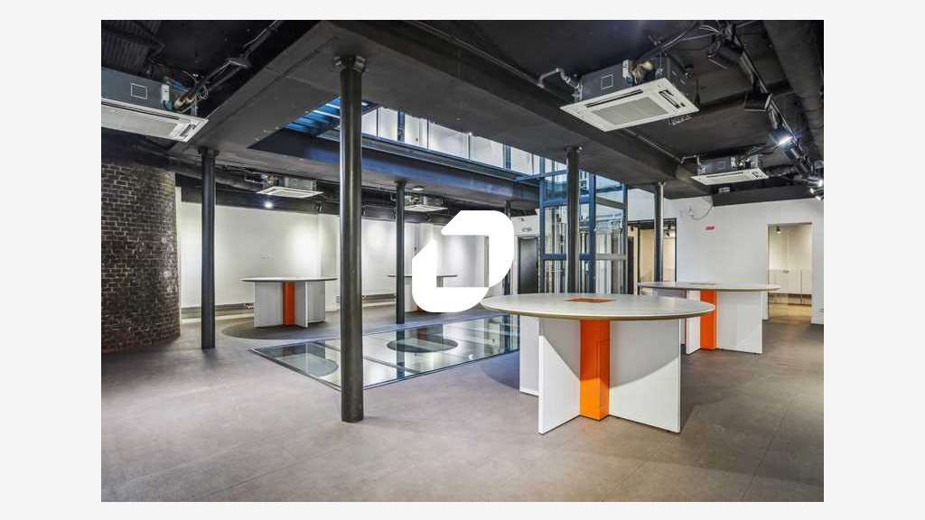 Vente Local commercial 900m² Paris