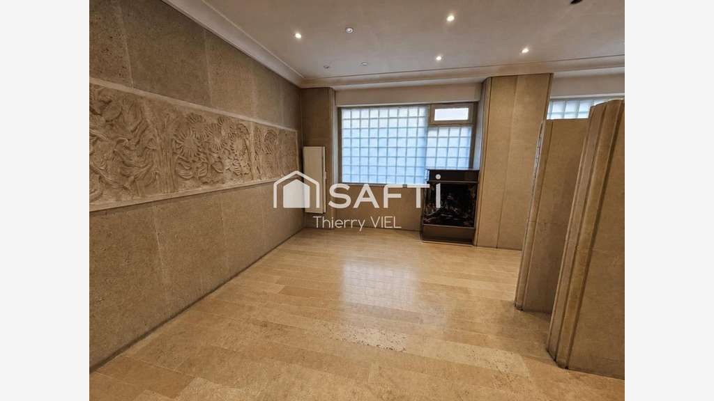 Vente murs commerciaux 100m² à Paris 11 Faidherbe