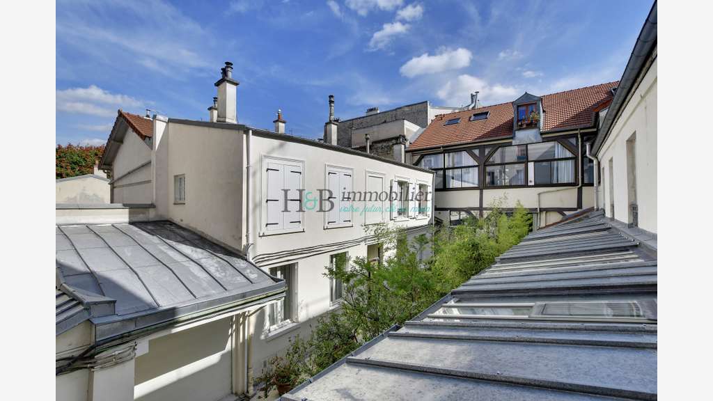 Appartement mixte 178m² à vendre à Paris 75011