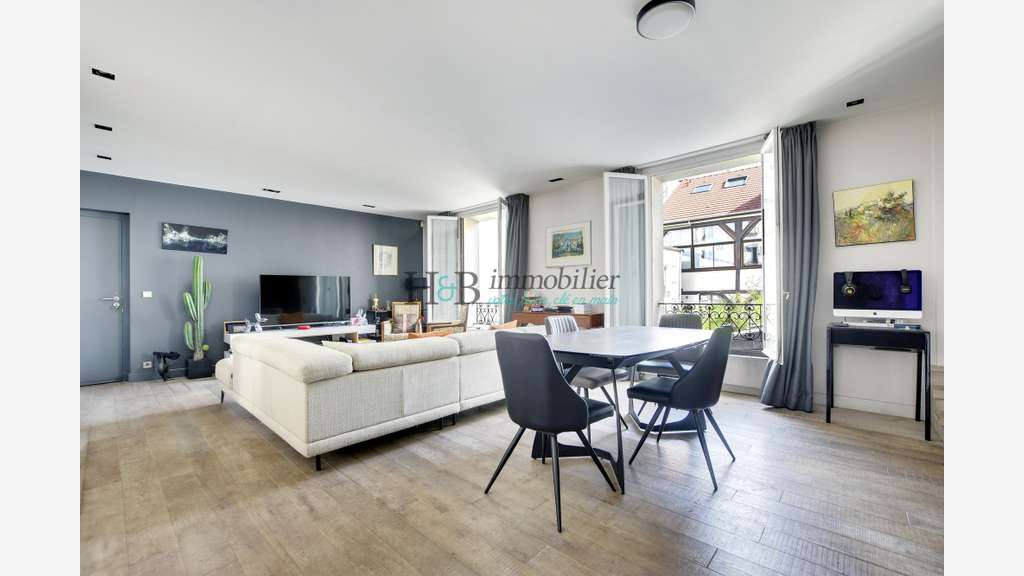 Appartement mixte 178m² à vendre à Paris 75011