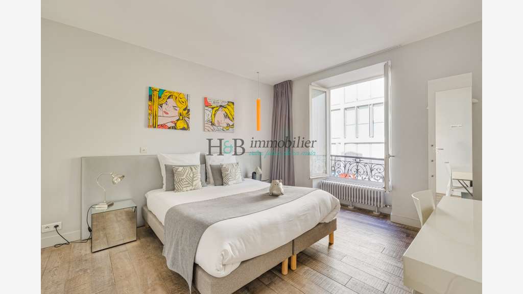 Appartement mixte 178m² à vendre à Paris 75011