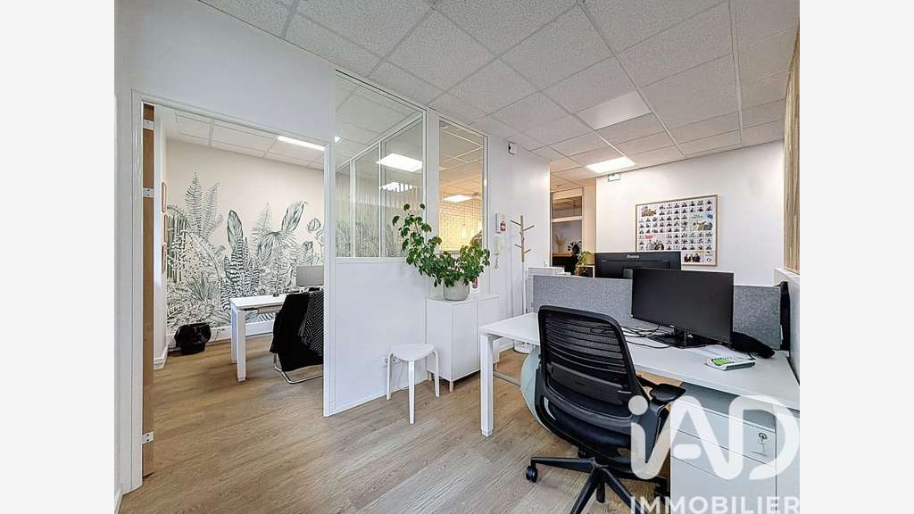Vente bureaux loués de 300m² à Paris Oberkampf