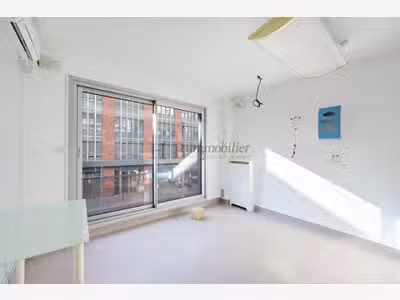 Local professionnel 50m² Paris 11 secteur Charonne