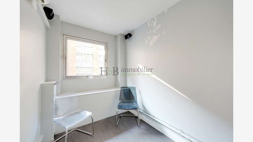 Local professionnel 50m² Paris 11 secteur Charonne