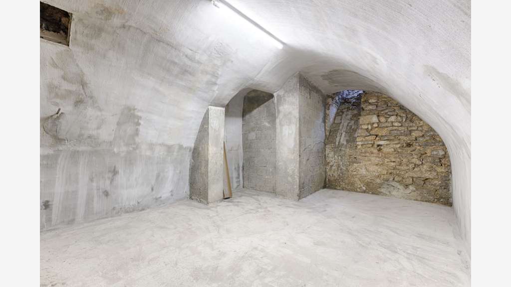 Vente murs commerciaux -Charenton 75012 Paris
