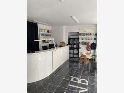 Murs local commercial à vendre 36m² à Paris 12e