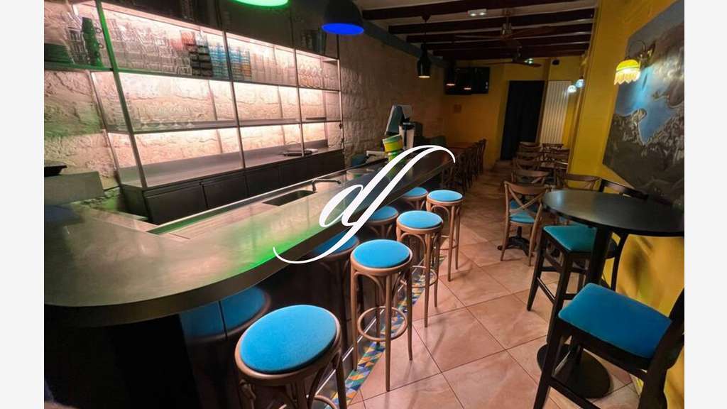 Vente murs libres 48m² avec extraction Paris 75014