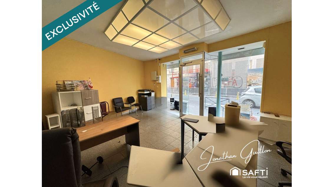 AV murs commerciaux 32m² à Paris 15e Rue Lecourbe 