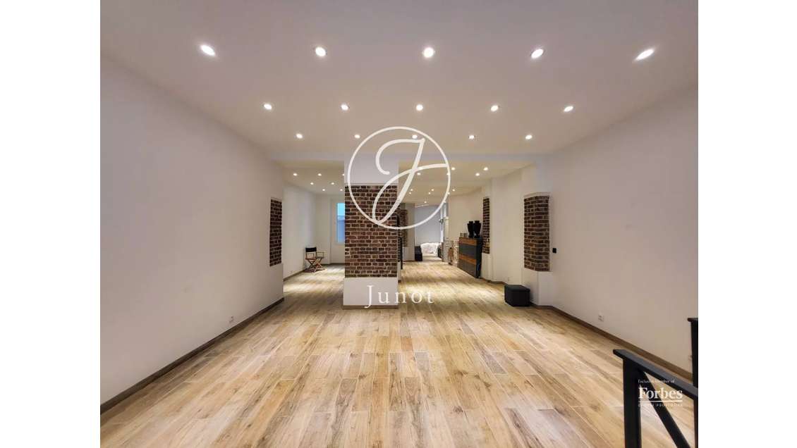 Local commercial 83m² à vendre Paris 16e Chaillot