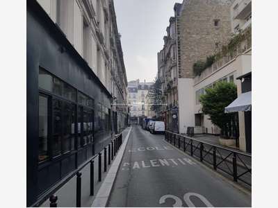 AV Immobilier commercial + Appart 210m² Paris 16