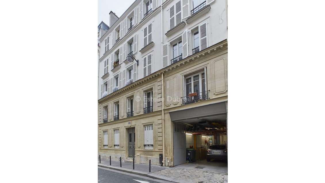 Vente murs commerciaux 220m² Paris 17e Batignolles