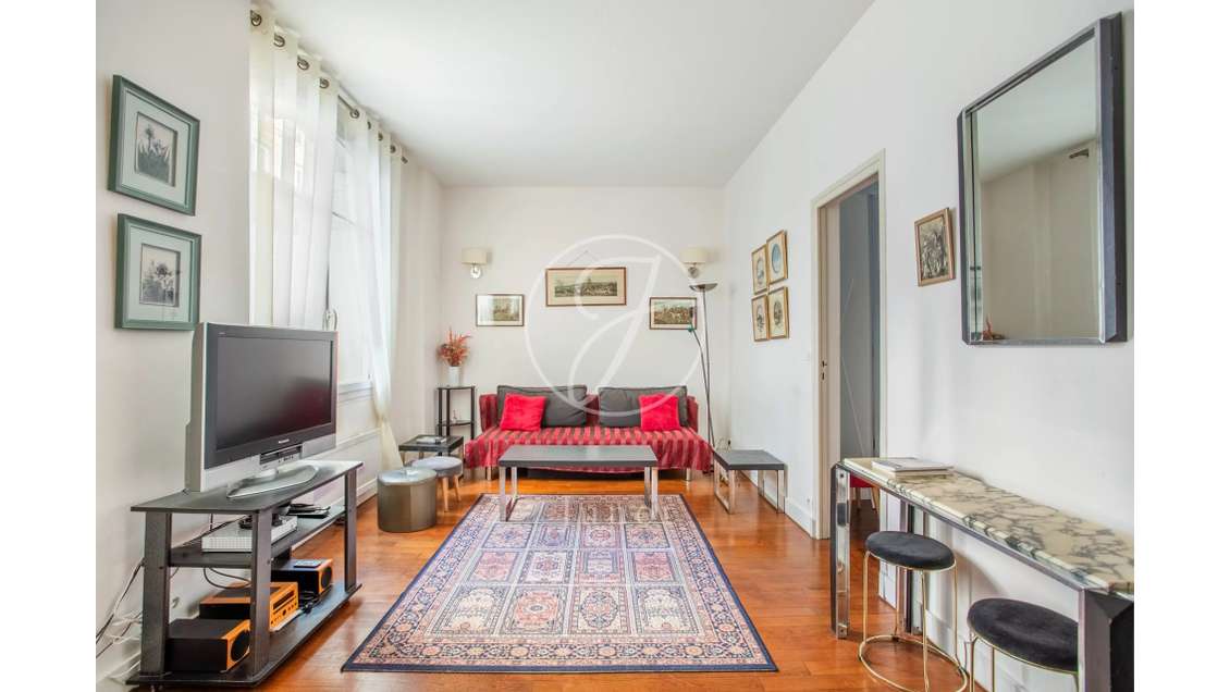 Local 37m² Paris 17e Pereire Porte Champeret
