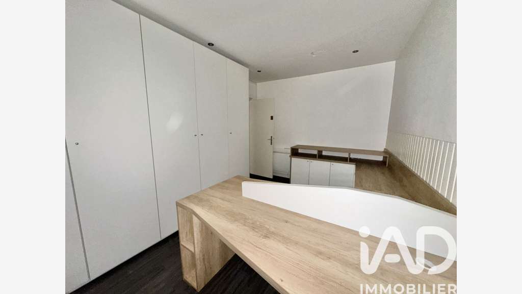 Vente local 48m² à Paris Brochant Batignolles