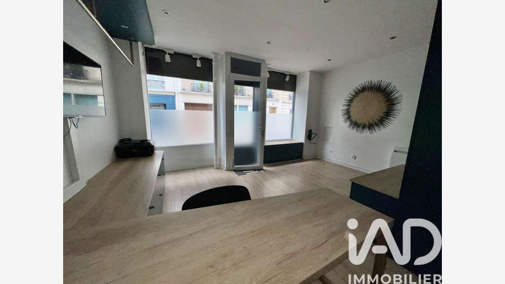 Vente local 48m² à Paris Brochant Batignolles