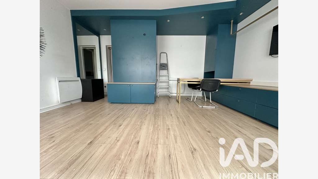 Vente local 48m² à Paris Brochant Batignolles