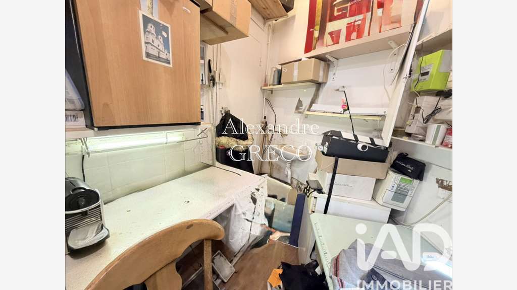 Vente local 17m² quartier très prisé Paris 17ème