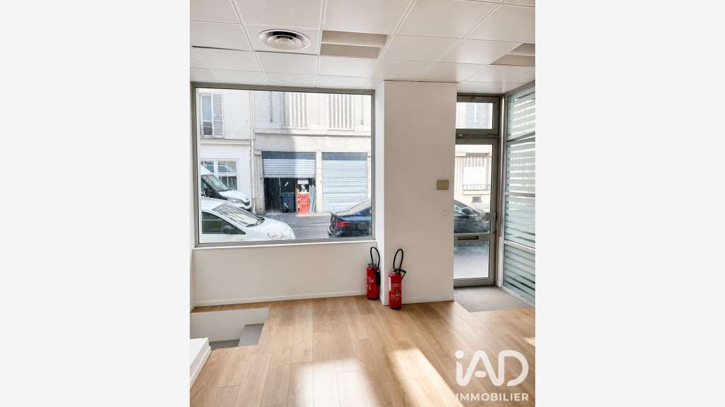 Local commercial à Paris