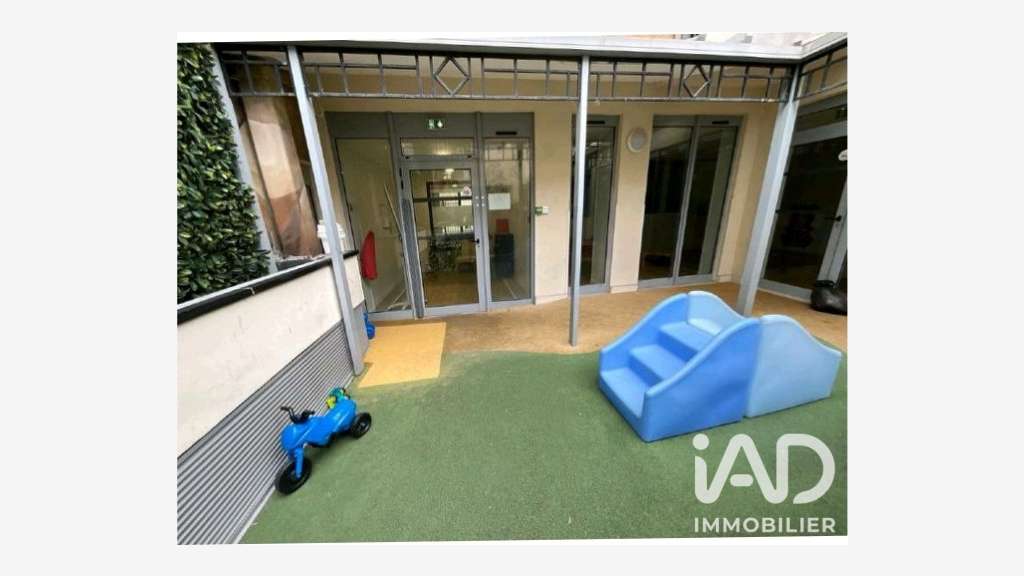 Local commercial à Paris