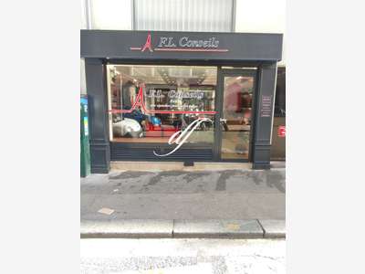 AV murs libres 132m² spécial investisseur Paris 18