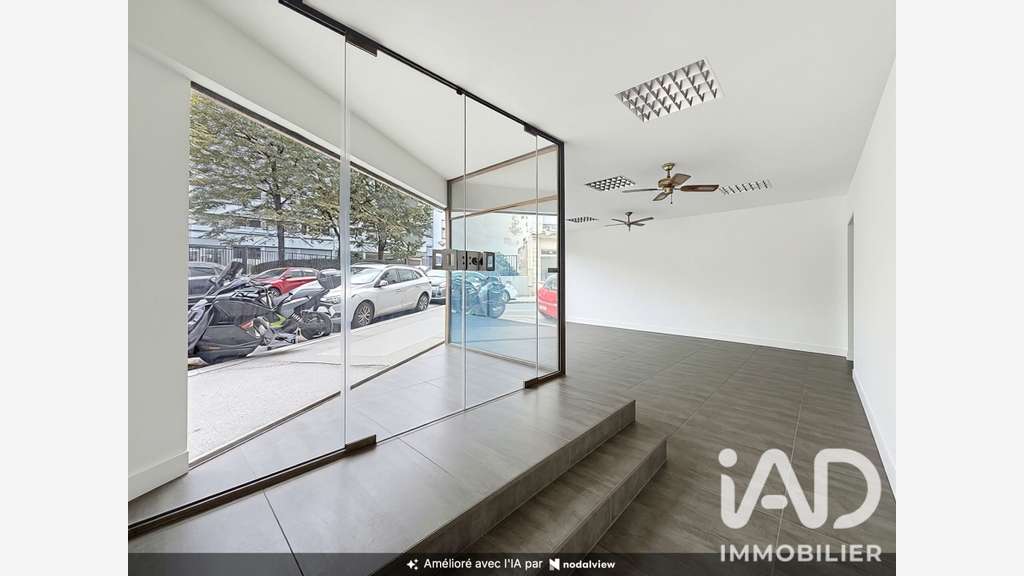 Vente local commercial à Paris Nord Montmartre
