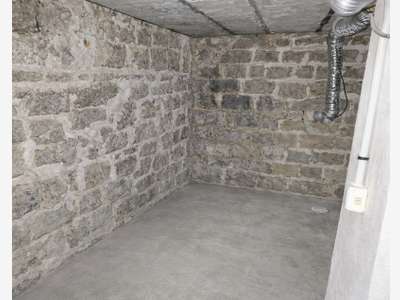 Cave à vendre à Paris 19eme