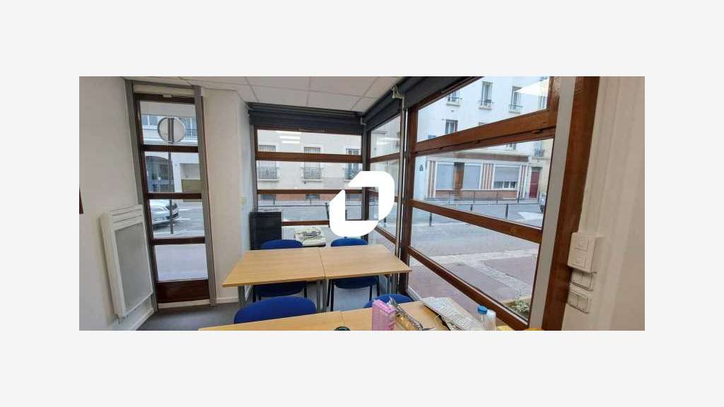 Vente Local commercial 216m² Paris