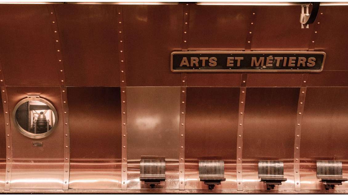 Vente local commercial 140m² à Paris 3e