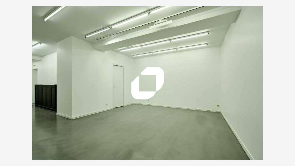 Vente Local commercial 145m² Paris