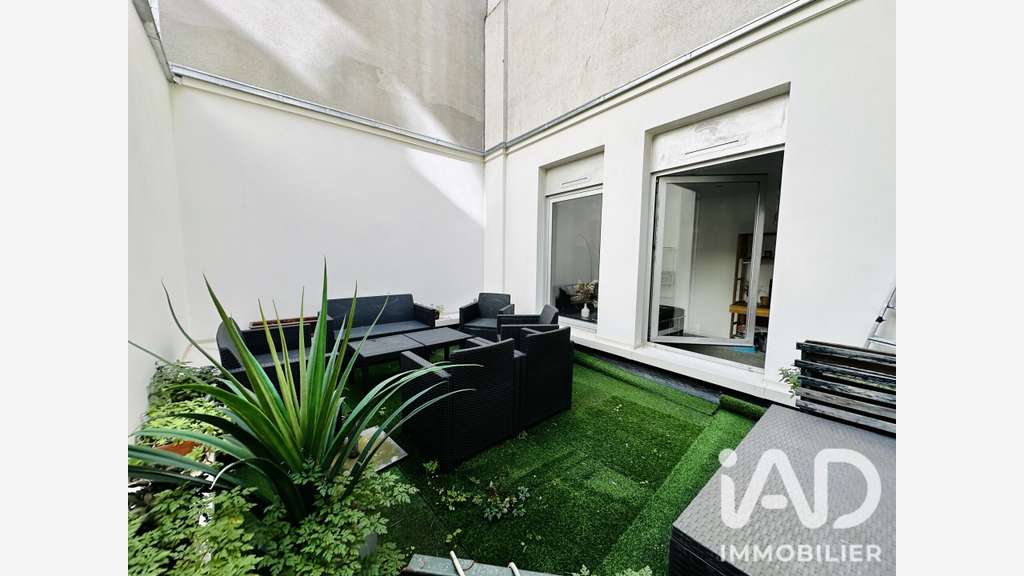Vente local bureau commerce 74m² à Paris 75005