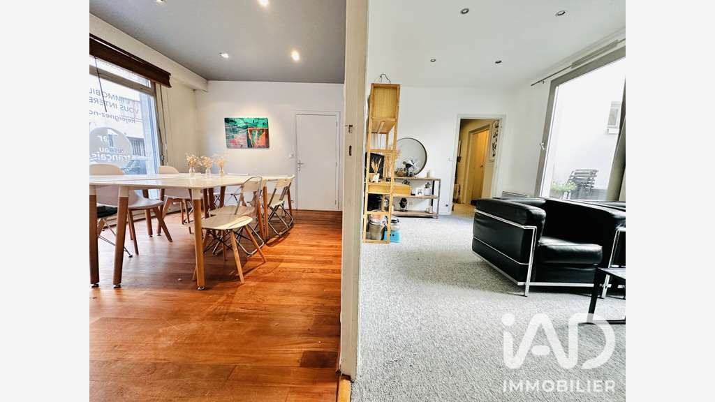 Vente local bureau commerce 74m² à Paris 75005