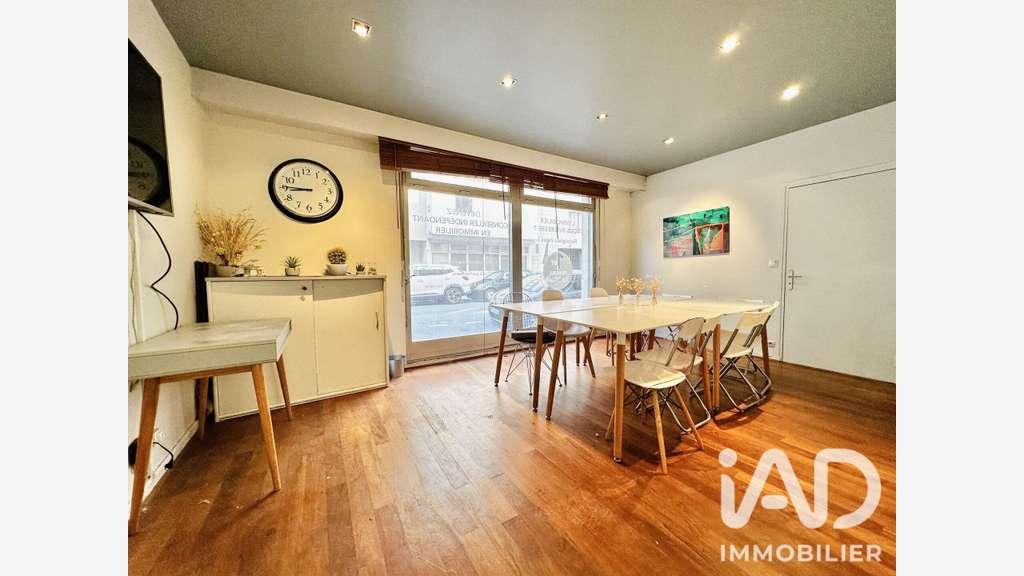 Vente local bureau commerce 74m² à Paris 75005