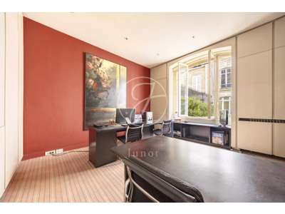 Vente Bureaux à Paris 8e