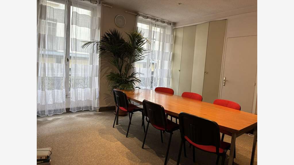 Vente bureaux de caractère à Paris 9e Lafayette