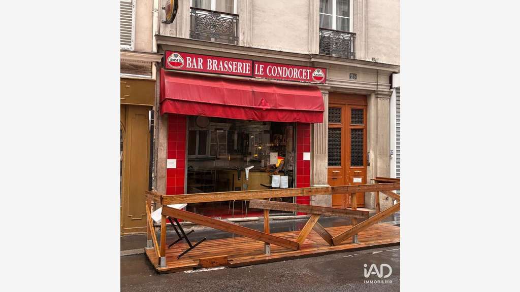 AV murs commerciaux 28m² Paris 75009 Rochechouart