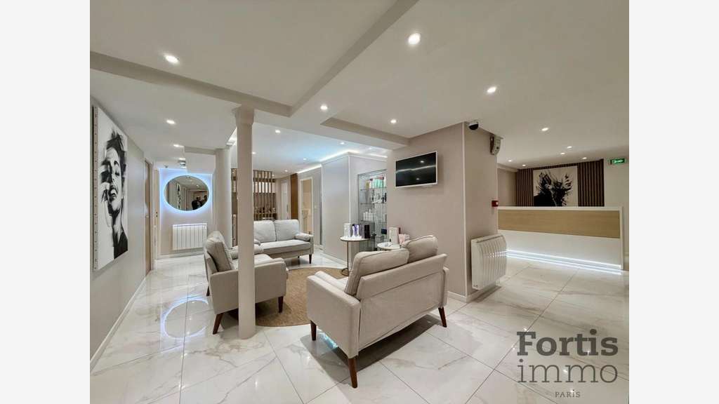 PARIS 9 - MURS COMMERCIAUX 262 M²