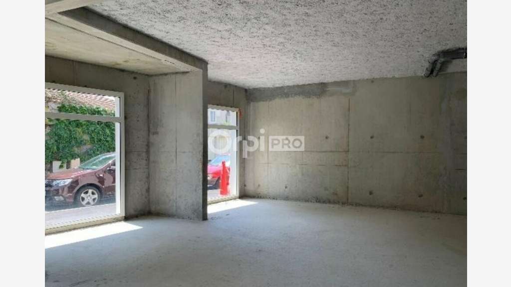 Vente locaux commerciaux neufs 407m² à Pau Sud