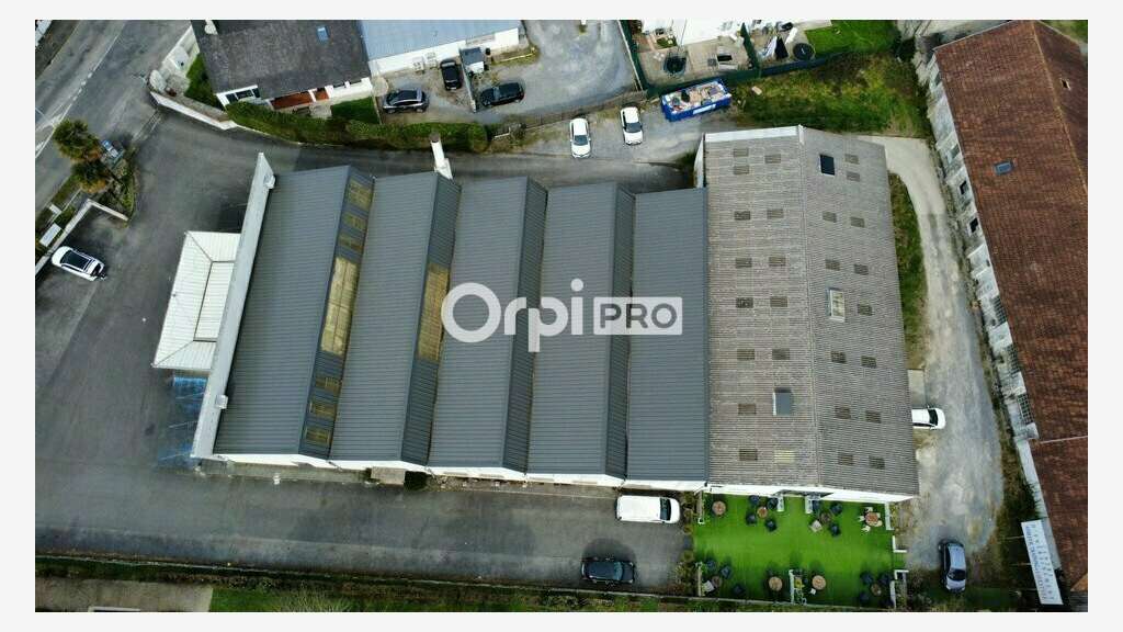 A vendre espace commercial 1500m² à Pau Nord